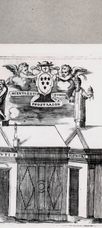 Rückseite von  [http://creativecommons.org/publicdomain/mark/1.0/] Virtuti S Honori - , bh094585. Foto.