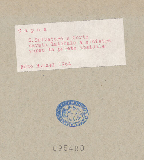 Rückseite von Hutzel, Max [https://www.deutsche-digitale-bibliothek.de/content/lizenzen/rv-ez/] San Salvatore Maggiore a CorteLinkes Seitenschiff - Blick zum Presbyterium, bh095480_recto. Foto: Hutzel, Max.