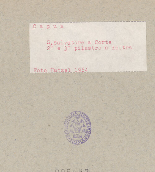 Rückseite von Hutzel, Max [https://www.deutsche-digitale-bibliothek.de/content/lizenzen/rv-ez/] San Salvatore Maggiore a Corte - Rechte Arkade (erster und zweiter Pfeiler), bh095482_recto. Foto: Hutzel, Max.