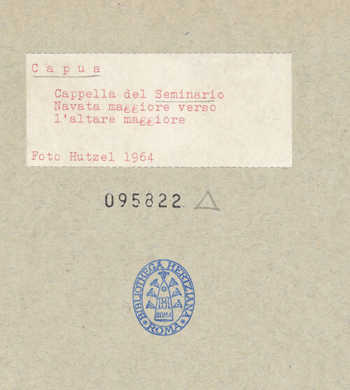 Rückseite von Hutzel, Max [https://www.deutsche-digitale-bibliothek.de/content/lizenzen/rv-ez/] Seminario - Blick nach dem Altar, bh095822_recto. Foto: Hutzel, Max.