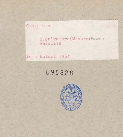 Rückseite von Hutzel, Max [https://www.deutsche-digitale-bibliothek.de/content/lizenzen/rv-ez/] San Salvatore Piccolo - Fassade, bh095828_recto. Foto: Hutzel, Max.