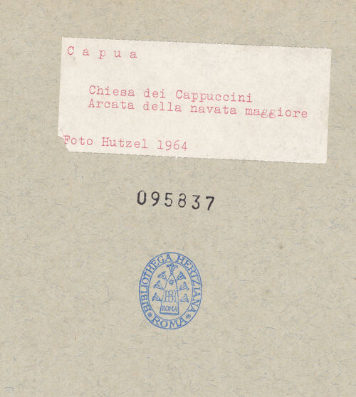 Rückseite von Hutzel, Max [https://www.deutsche-digitale-bibliothek.de/content/lizenzen/rv-ez/] Chiesa dei Cappuccini (ex Chiesa dei Gesuiti) - Arkade, Detail, bh095837_recto. Foto: Hutzel, Max.