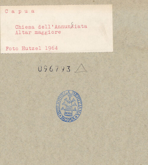 Rückseite von Hutzel, Max [https://www.deutsche-digitale-bibliothek.de/content/lizenzen/rv-ez/] Hauptaltar mit der Verkündigung - Seitenansicht, bh096793_recto. Foto: Hutzel, Max.