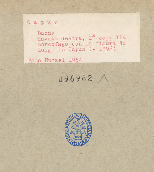 Rückseite von Hutzel, Max [https://www.deutsche-digitale-bibliothek.de/content/lizenzen/rv-ez/] Grabmal des Luigi de Capua (gest. 1396) - Frontalansicht, bh096982_recto. Foto: Hutzel, Max.