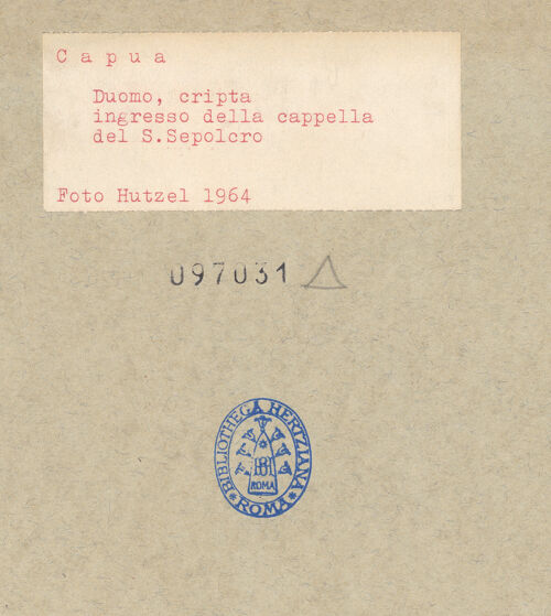 Rückseite von Hutzel, Max [https://www.deutsche-digitale-bibliothek.de/content/lizenzen/rv-ez/] Duomo - Innenraum, Cappella del Santo Sepolcro, bh097031_recto. Foto.