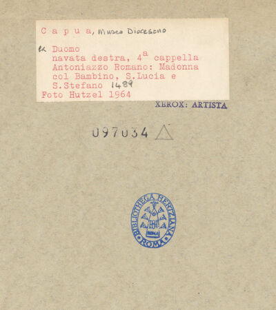 Rückseite von Hutzel, Max [https://www.deutsche-digitale-bibliothek.de/content/lizenzen/rv-ez/] Madonna zwischen den heiligen Stephanus und Lucia - Gesamtansicht, bh097034_recto. Foto: Hutzel, Max.