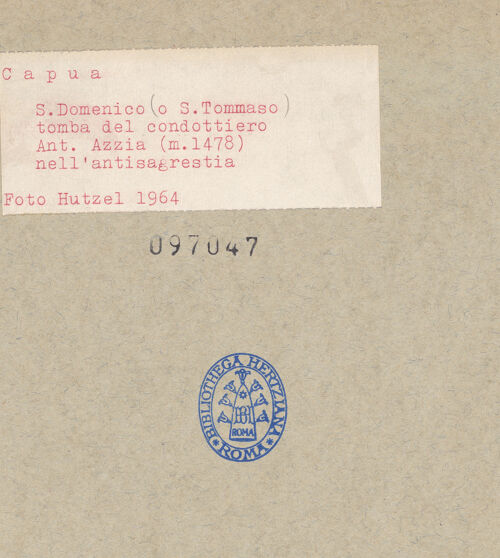 Rückseite von Hutzel, Max [https://www.deutsche-digitale-bibliothek.de/content/lizenzen/rv-ez/] Grabmal des Antonio de Azzia (de Accia,  gest. 1478) - Ansicht von oben, bh097047_recto. Foto: Hutzel, Max.