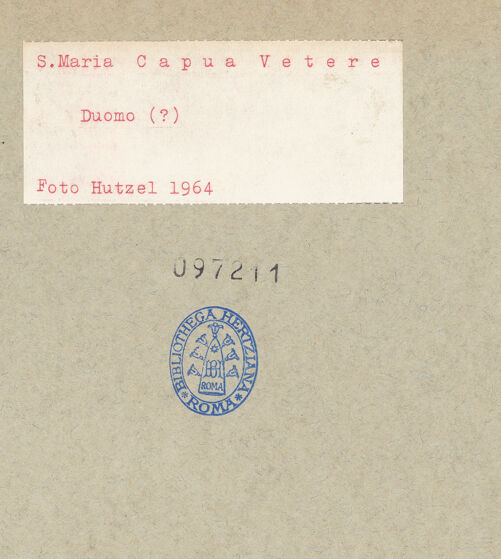 Rückseite von Hutzel, Max [https://www.deutsche-digitale-bibliothek.de/content/lizenzen/rv-ez/] Duomo - Kapelle (?), bh097211_recto. Foto: Hutzel, Max.