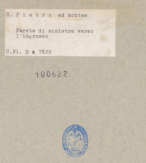 Rückseite von Bibliotheca Hertziana [https://www.deutsche-digitale-bibliothek.de/content/lizenzen/rv-fz/] San Pietro ad Montes - Mittelschiff, nordwestliche Ecke, bh100622_recto. Foto.