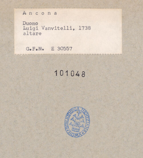 Rückseite von ICCD [https://www.deutsche-digitale-bibliothek.de/content/lizenzen/rv-ez/] Seitenansicht, bh101048_recto. Foto.