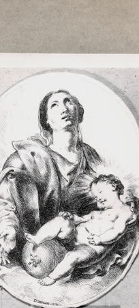 Rückseite von  [http://creativecommons.org/publicdomain/mark/1.0/] Madonna - , bh103661. Foto.
