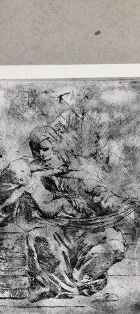 Rückseite von  [http://creativecommons.org/publicdomain/mark/1.0/] Madonna - , bh104584. Foto.