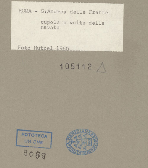 Rückseite von Hutzel, Max [https://www.deutsche-digitale-bibliothek.de/content/lizenzen/rv-fz/] Sant'Andrea delle Fratte - Kuppeltambour, Pendentifs und Langhausgewölbe, bh105112_recto. Foto: Hutzel, Max.