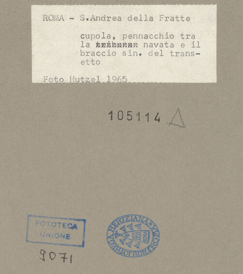 Rückseite von Hutzel, Max [https://www.deutsche-digitale-bibliothek.de/content/lizenzen/rv-fz/] Sant'Andrea delle Fratte - Ansicht mit nordwestlichem Pendentif, bh105114_recto. Foto: Hutzel, Max.