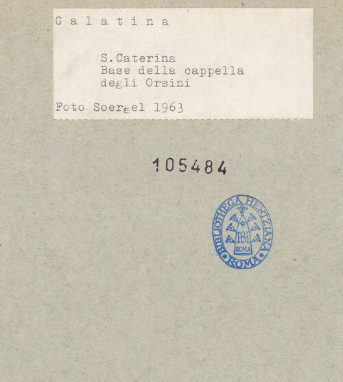 Rückseite von Soergel, Gerda [https://www.deutsche-digitale-bibliothek.de/content/lizenzen/rv-fz/] Santa Caterina d'AlessandriaCappella Orsini - Detail: Pfeiler, bh105484_recto. Foto: Soergel, Gerda.