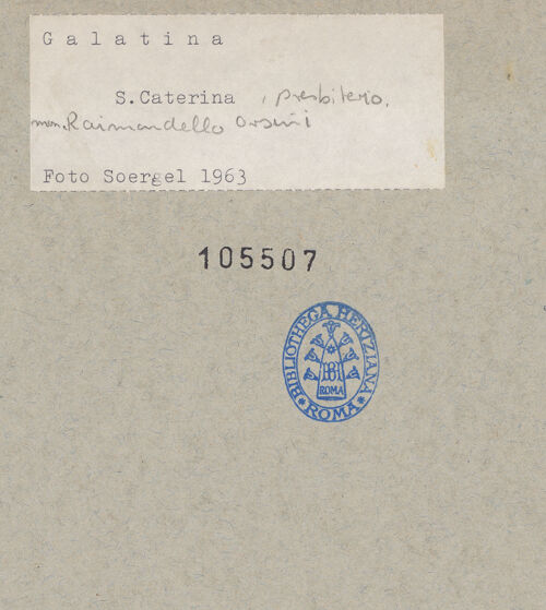 Rückseite von Soergel, Gerda [https://www.deutsche-digitale-bibliothek.de/content/lizenzen/rv-fz/] Grabmal des Raimondo Orsini del Balzo (gest. 1406) - Teilansicht, bh105507_recto. Foto: Soergel, Gerda.