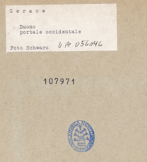 Rückseite von Bibliotheca Hertziana [https://www.deutsche-digitale-bibliothek.de/content/lizenzen/rv-fz/] CattedraleWestfassade - Hauptportal, bh107971_recto. Foto: Schwarz, Heinrich Mathias.