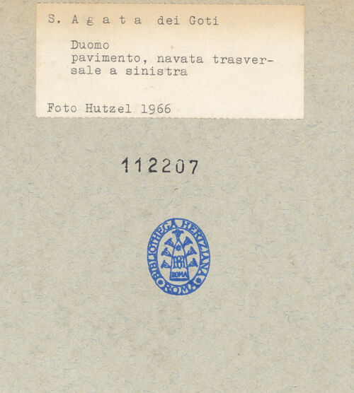 Rückseite von Hutzel, Max [https://www.deutsche-digitale-bibliothek.de/content/lizenzen/rv-ez/] Detail, Presbyterium, links, bh112207_recto. Foto: Hutzel, Max.