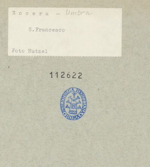 Rückseite von Getty Research Institute [https://www.deutsche-digitale-bibliothek.de/content/lizenzen/rv-ez/] San Francesco - Inneres, Blick Richtung Norden zum Chor, bh112622_recto. Foto: Hutzel, Max.