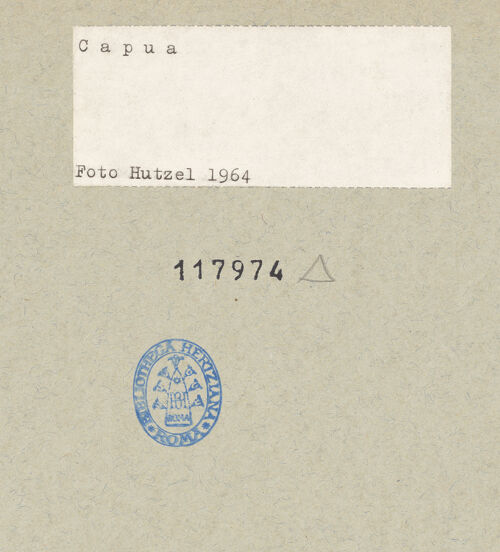 Rückseite von Hutzel, Max [https://www.deutsche-digitale-bibliothek.de/content/lizenzen/rv-ez/] Campanile, bh117974_recto. Foto: Hutzel, Max.