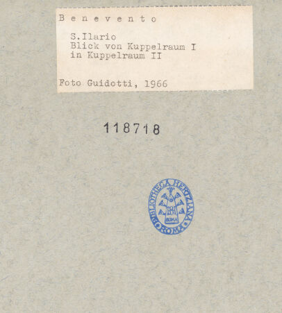 Rückseite von Guidotti [https://www.deutsche-digitale-bibliothek.de/content/lizenzen/rv-ez/] Sant'Ilario a Port'Aurea - Blick von Ostkuppelraum in Westkuppelraum, bh118718_recto. Foto: Guidotti.