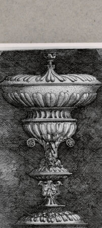 Rückseite von  [http://creativecommons.org/publicdomain/mark/1.0/] ... - , bh121401. Foto.