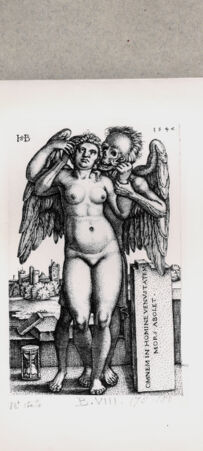 Rückseite von  [http://creativecommons.org/publicdomain/mark/1.0/] ... - , bh122671. Foto.