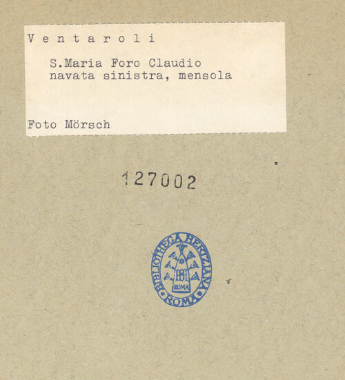 Rückseite von Bibliotheca Hertziana [https://www.deutsche-digitale-bibliothek.de/content/lizenzen/rv-fz/] Santa Maria in Foro ClaudioLinkes Seitenschiff - Detail: Konsole, bh127002_recto. Foto: Mörsch.