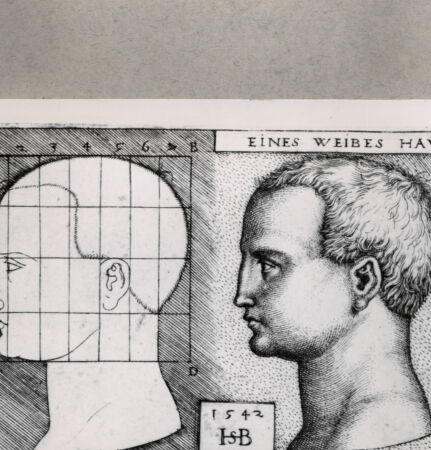 Rückseite von  [http://creativecommons.org/publicdomain/mark/1.0/] ... - , bh127982. Foto.