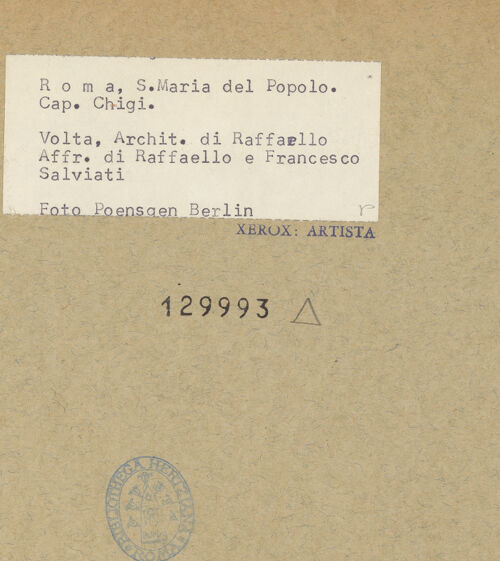 Rückseite von Poensgen, Thomas [https://www.deutsche-digitale-bibliothek.de/content/lizenzen/rv-ez/] Santa Maria del PopoloCappella Chigi - Blick in die Kuppel, bh129993_recto. Foto.