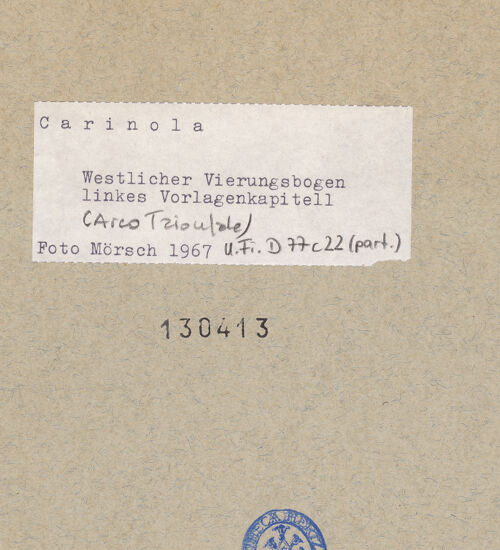 Rückseite von Bibliotheca Hertziana [https://www.deutsche-digitale-bibliothek.de/content/lizenzen/rv-fz/] Westlicher Vierungsbogen, linkes Vorlagekapitell, vor der Restaurierung, bh130413_recto. Foto: Mörsch.