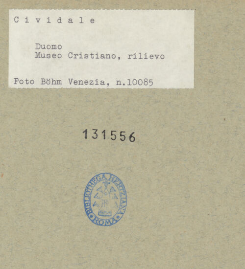 Rückseite von Böhm [https://www.deutsche-digitale-bibliothek.de/content/lizenzen/rv-ez/] Fragment eines Pluteus (Brüstung) - Gesamtansicht, bh131556_recto. Foto: Böhm, Osvaldo.