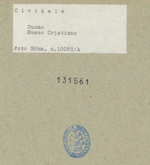 Rückseite von Böhm [https://www.deutsche-digitale-bibliothek.de/content/lizenzen/rv-ez/] Fragmente eines Pluteus (Brüstung) - Gesamtansicht, bh131561_recto. Foto: Böhm, Osvaldo.