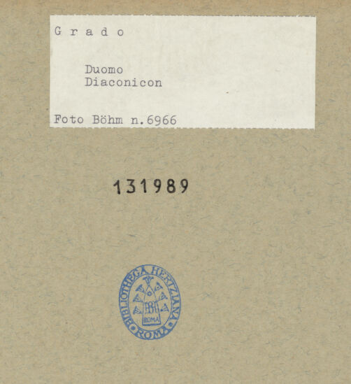 Rückseite von Böhm [https://www.deutsche-digitale-bibliothek.de/content/lizenzen/rv-ez/] Fußboden des Salutatoriums - Teilansicht von Osten, bh131989_recto. Foto: Böhm, Osvaldo.