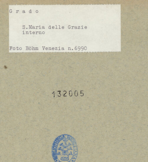 Rückseite von Böhm [https://www.deutsche-digitale-bibliothek.de/content/lizenzen/rv-ez/] Bogen eines Ziboriums mit Vögeln und Blattwerk - Gesamtansicht, bh132005_recto. Foto: Böhm, Osvaldo.