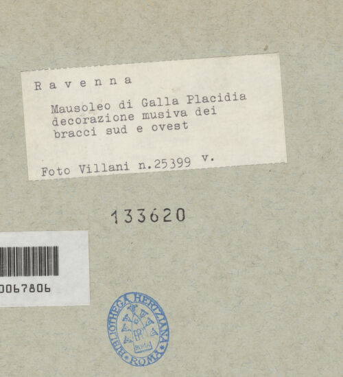 Rückseite von Villani [https://www.deutsche-digitale-bibliothek.de/content/lizenzen/rv-ez/] Mausoleo di Galla PlacidiaInnenraum - Ansicht von Nordosten, bh133620_recto. Foto: Villani.