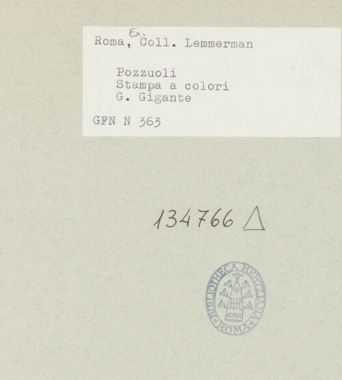 Rückseite von ICCD [https://rightsstatements.org/page/CNE/1.0/] Blick auf das Ufer von Pozzuoli - , bh134766_recto. Foto.