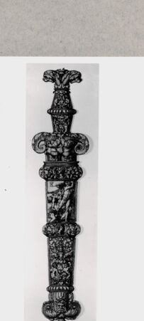 Rückseite von  [http://creativecommons.org/publicdomain/mark/1.0/] ... - , bh135022. Foto.