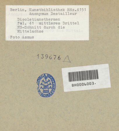 Rückseite von Kunstbibliothek [https://www.deutsche-digitale-bibliothek.de/content/lizenzen/rv-ez/] Codex Destailleur DDiocletians-Thermen: Schnitt durch die Thermenanlage mit Detailskizzen - Detail Mitte, bh139676_recto. Foto.