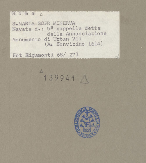 Rückseite von Bibliotheca Hertziana [https://www.deutsche-digitale-bibliothek.de/content/lizenzen/rv-fz/] Grabmal des Papstes Urban VII. - Gesamtansicht, bh139941_recto. Foto: Rigamonti.