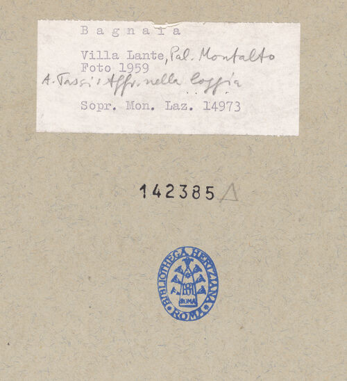 Rückseite von Sopr. Mon. Laz. [https://www.deutsche-digitale-bibliothek.de/content/lizenzen/rv-ez/] Illusionistische Architekturen, Marinelandschaften und allegorische FigurenMarinelandschaften - Südwand mit Marinelandschaften, Teilansicht, bh142385_recto. Foto.