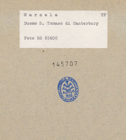 Rückseite von Luce [https://www.deutsche-digitale-bibliothek.de/content/lizenzen/rv-fz/] Duomo - Innenansicht in Richtung Presbyterium (nach dem Bombentreffer 1943), bh145707_recto. Foto.