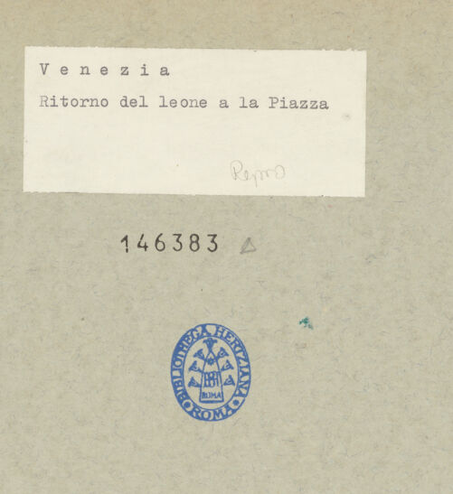 Rückseite von unbekannt [https://www.deutsche-digitale-bibliothek.de/content/lizenzen/rv-fz/] Löwe des heiligen Markus - Seitenansicht, bh146383_recto. Foto.