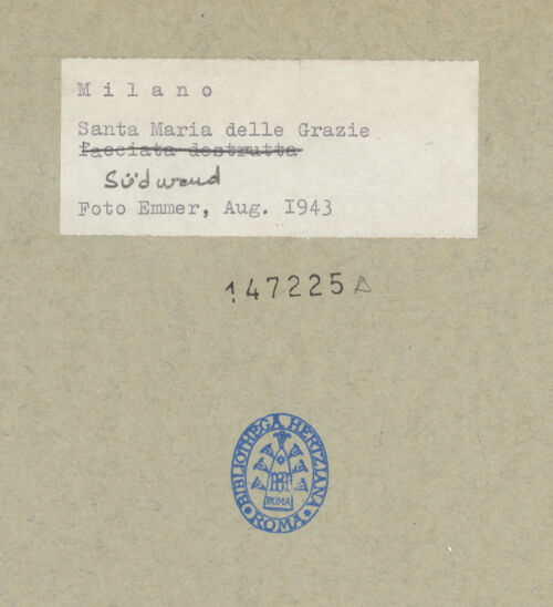 Rückseite von unbekannt [https://www.deutsche-digitale-bibliothek.de/content/lizenzen/rv-fz/] Santa Maria delle GrazieSüdfassade - Detail der Südwand nach den Bombentreffern, bh147225_recto. Foto: Emmer.