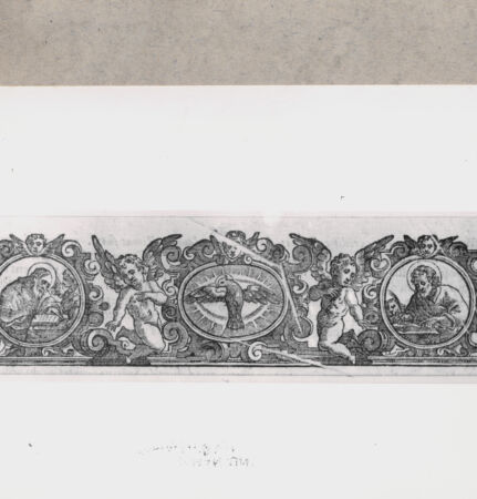 Rückseite von  [http://creativecommons.org/publicdomain/mark/1.0/] ... - , bh152224. Foto.