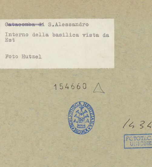 Rückseite von Hutzel, Max [https://www.deutsche-digitale-bibliothek.de/content/lizenzen/rv-ez/] Sant'Alessandro - Querhaus und Altar, bh154660_recto. Foto: Hutzel, Max.