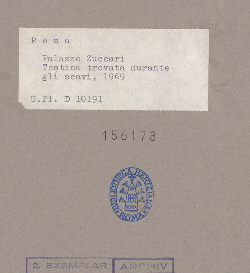 Rückseite von Bibliotheca Hertziana [https://www.deutsche-digitale-bibliothek.de/content/lizenzen/rv-fz/] Minerva - Ansicht von schräg vorne rechts, bh156178_recto. Foto.