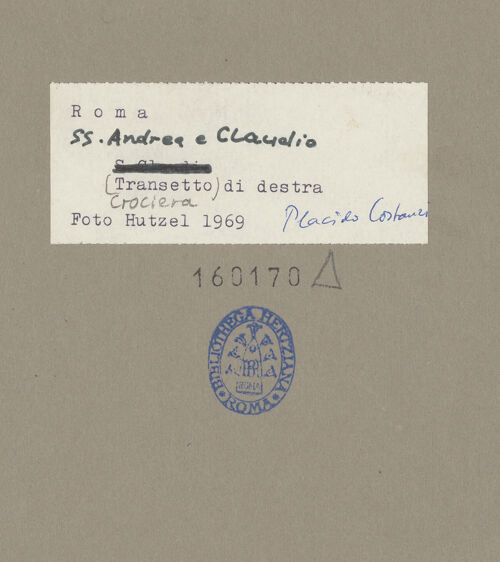 Rückseite von Hutzel, Max [https://www.deutsche-digitale-bibliothek.de/content/lizenzen/rv-fz/] Santi Andrea e Claudio dei Borgognoni - linker Kreuzarm mit Altarbild von Placido Costanzi, bh160170_recto. Foto: Hutzel, Max.