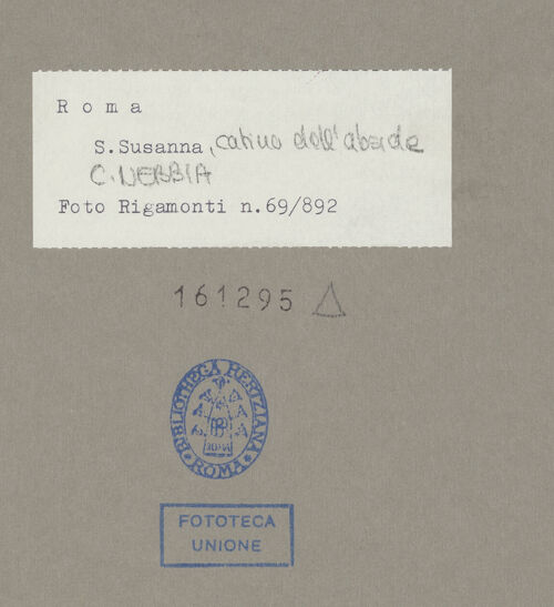 Rückseite von Bibliotheca Hertziana [https://www.deutsche-digitale-bibliothek.de/content/lizenzen/rv-fz/] Szenen aus der Vita der heiligen SusannaApsiskalotte mit der Glorie der heiligen Susanna, Engeln und Christus, der die Märtyrerkrone hinabreicht - Detail: Engel rechts, bh161295_recto. Foto: Rigamonti.