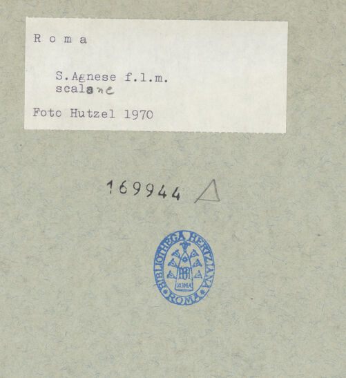 Rückseite von Hutzel, Max [https://www.deutsche-digitale-bibliothek.de/content/lizenzen/rv-fz/] Fresken im TreppenhausEine Märtyrerin - , bh169944_recto. Foto: Hutzel, Max.